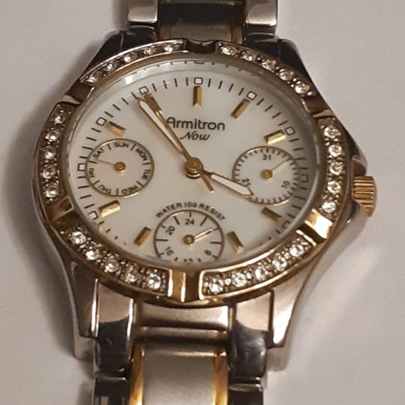 Armitron NOW women's watch - Picture 8 of 8